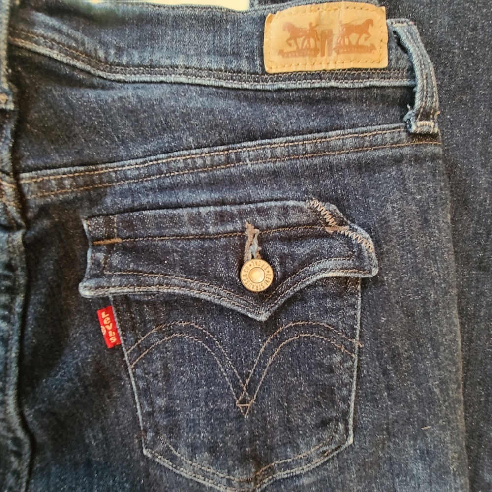 *SOLD* Levi's 515 Mid Rise Bootcut Jeans Dark Denim Women's Size 4M 27x32 - Picture 7 of 9